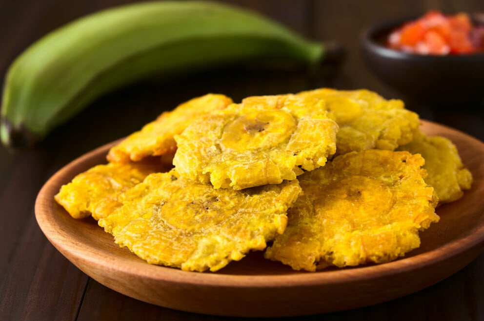 Tostones de plátano verde